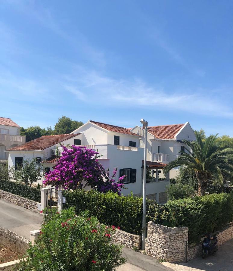 Ferienhaus Brac *